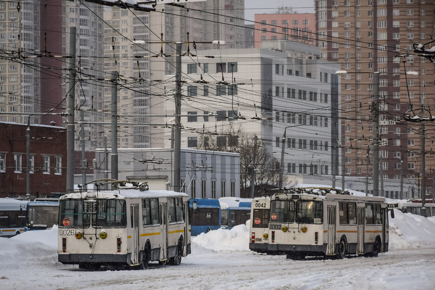 Химки, ЗиУ-682Г-016 (018) № 0026; Химки, ЗиУ-682Г-016.05 № 0002