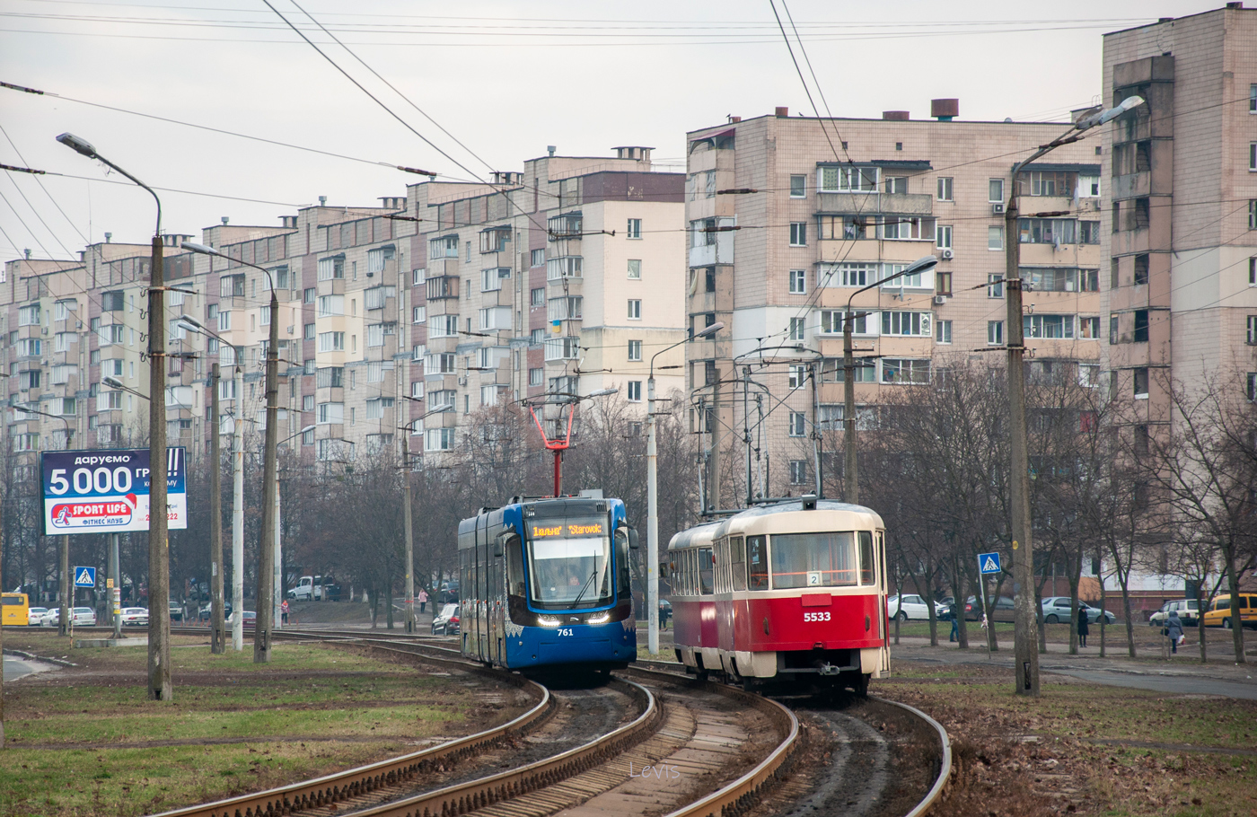 Киев, PESA 71-414К (Fokstrot) № 761; Киев, Tatra T3SU № 5533