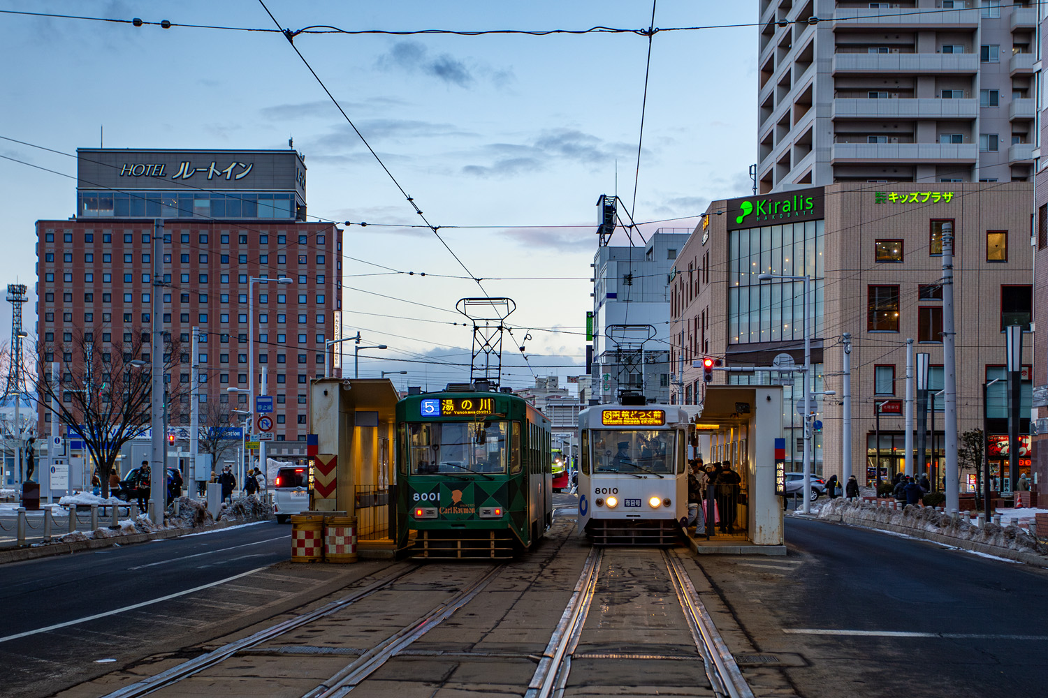 Хакодате, Hakodate series 8000 № 8001; Хакодате, Hakodate series 8000 № 8010