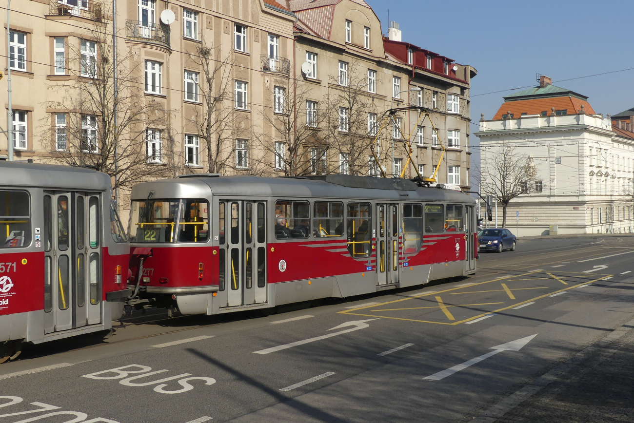 Prague, Tatra T3R.PLF N°. 8277