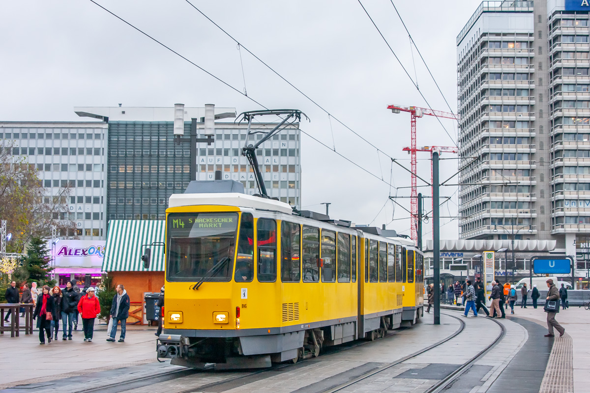 Berlin, Tatra KT4DM Nr 6102