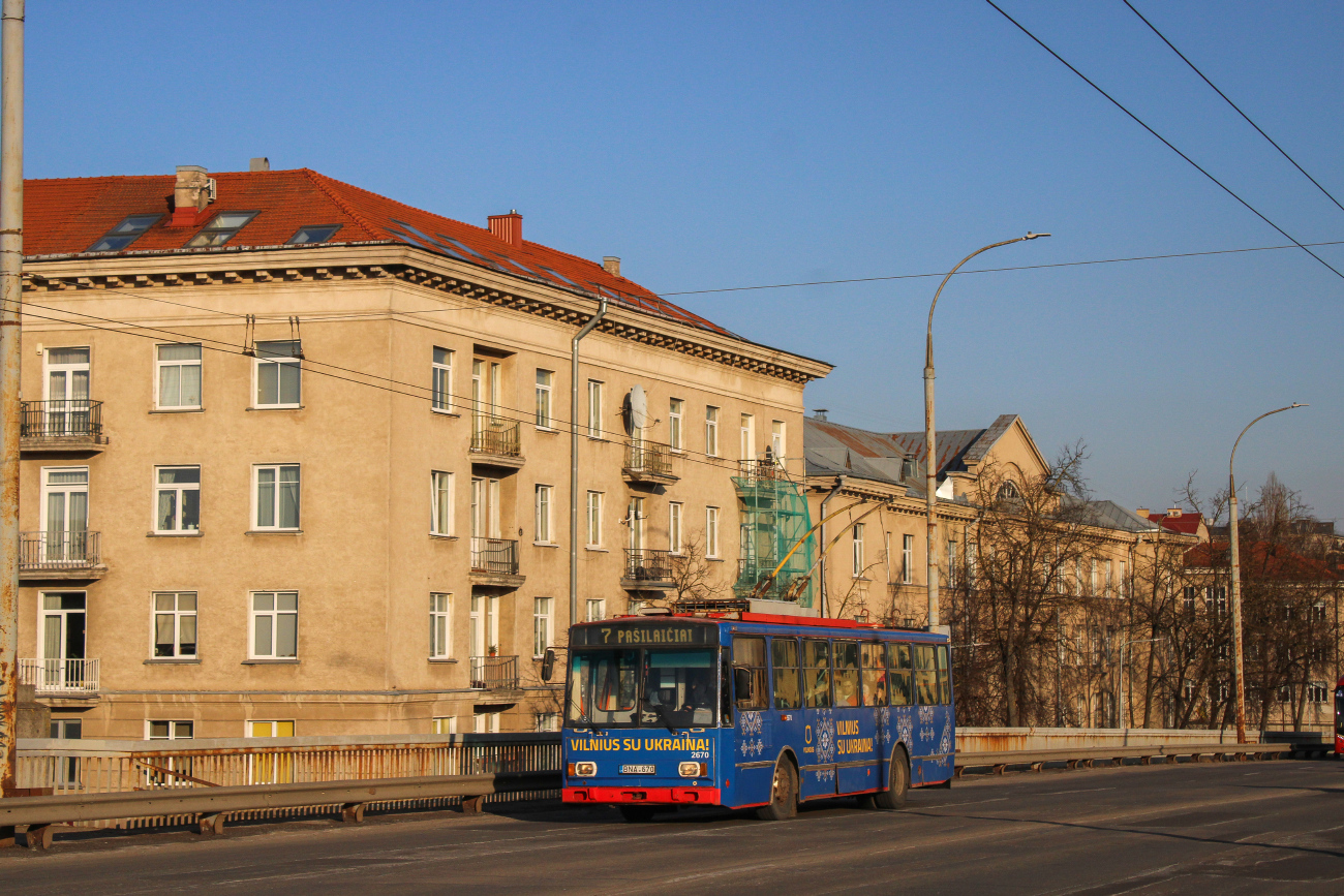 Вильнюс, Škoda 14Tr17/6M № 2670