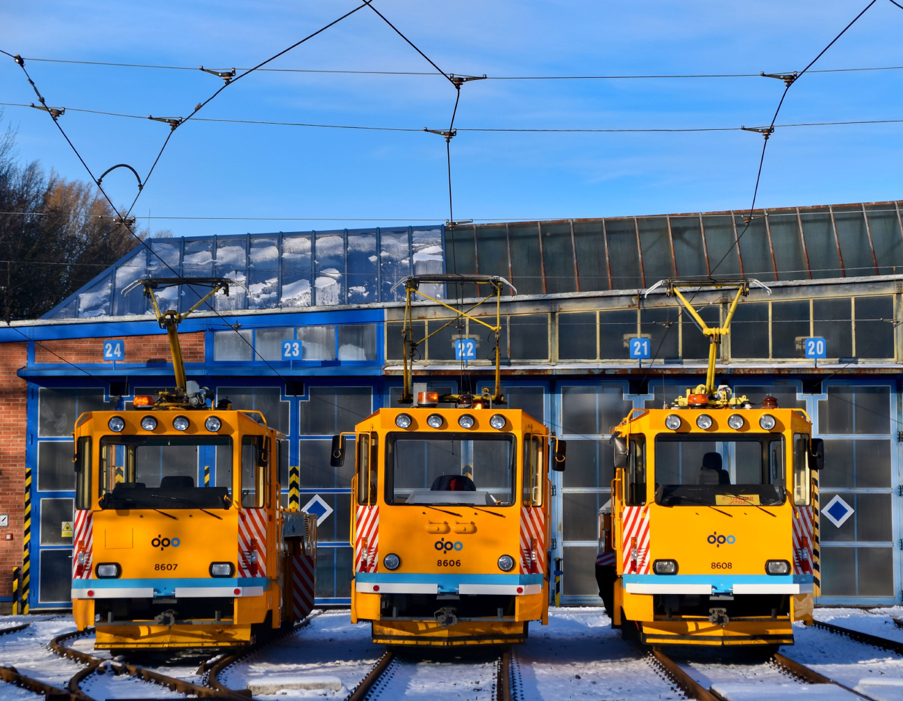 Острава, DPO RSP-3 № 8607; Острава, DPO RSP-2 № 8606; Острава, DPO RSP-3 № 8608