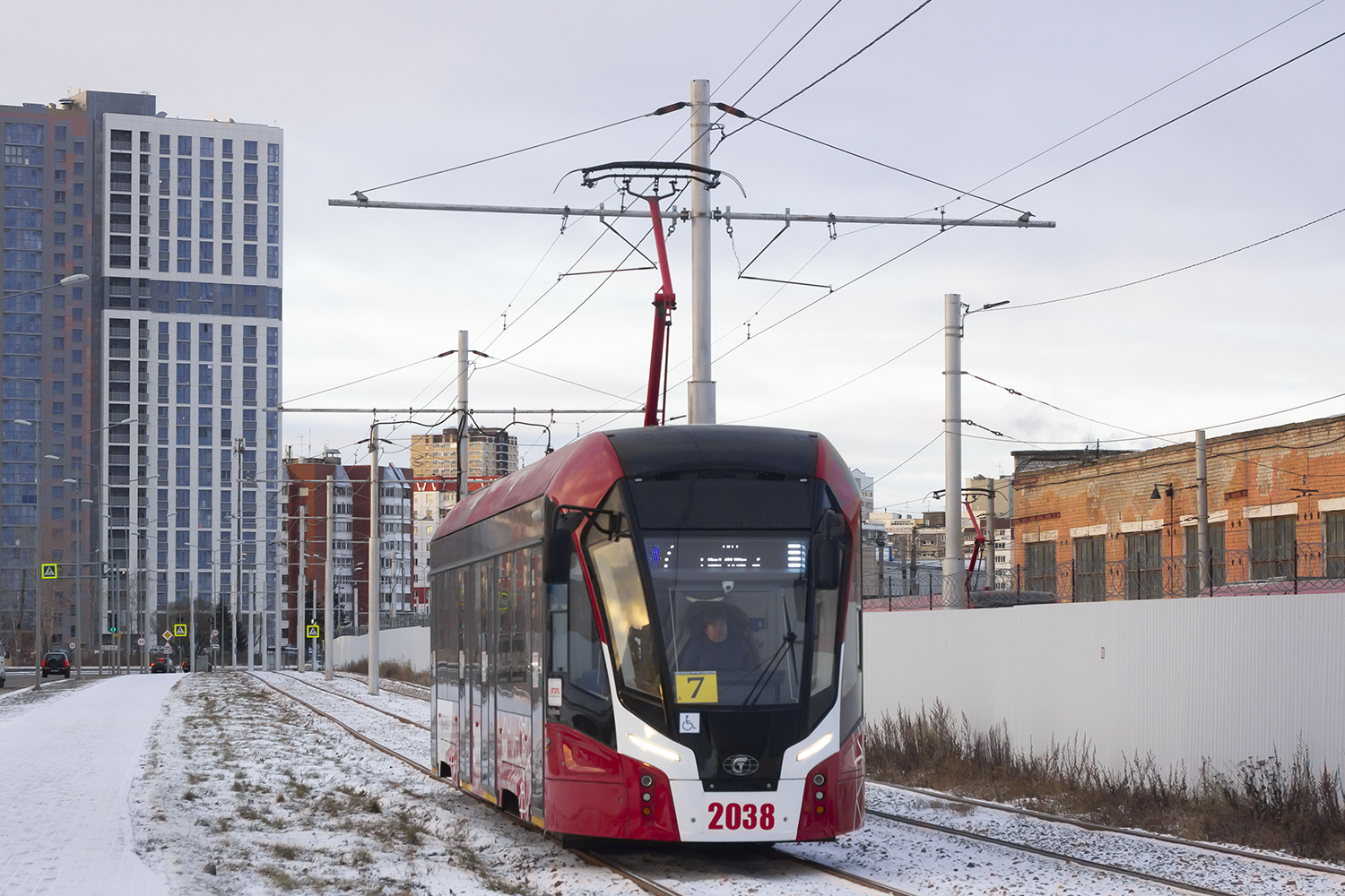 Пермь, 71-911ЕМ «Львёнок» № 2038