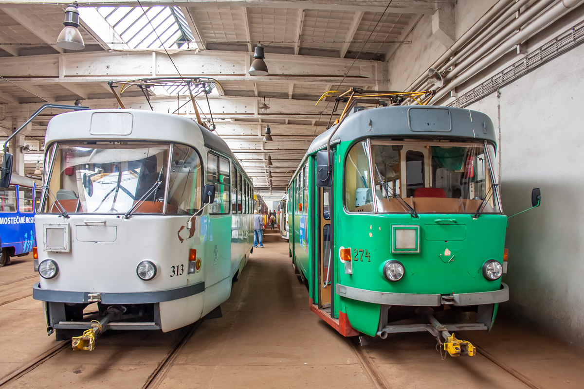 Мост ― Литвинов, Tatra T3M.3 № 313; Мост ― Литвинов, Tatra T3SUCS № 274