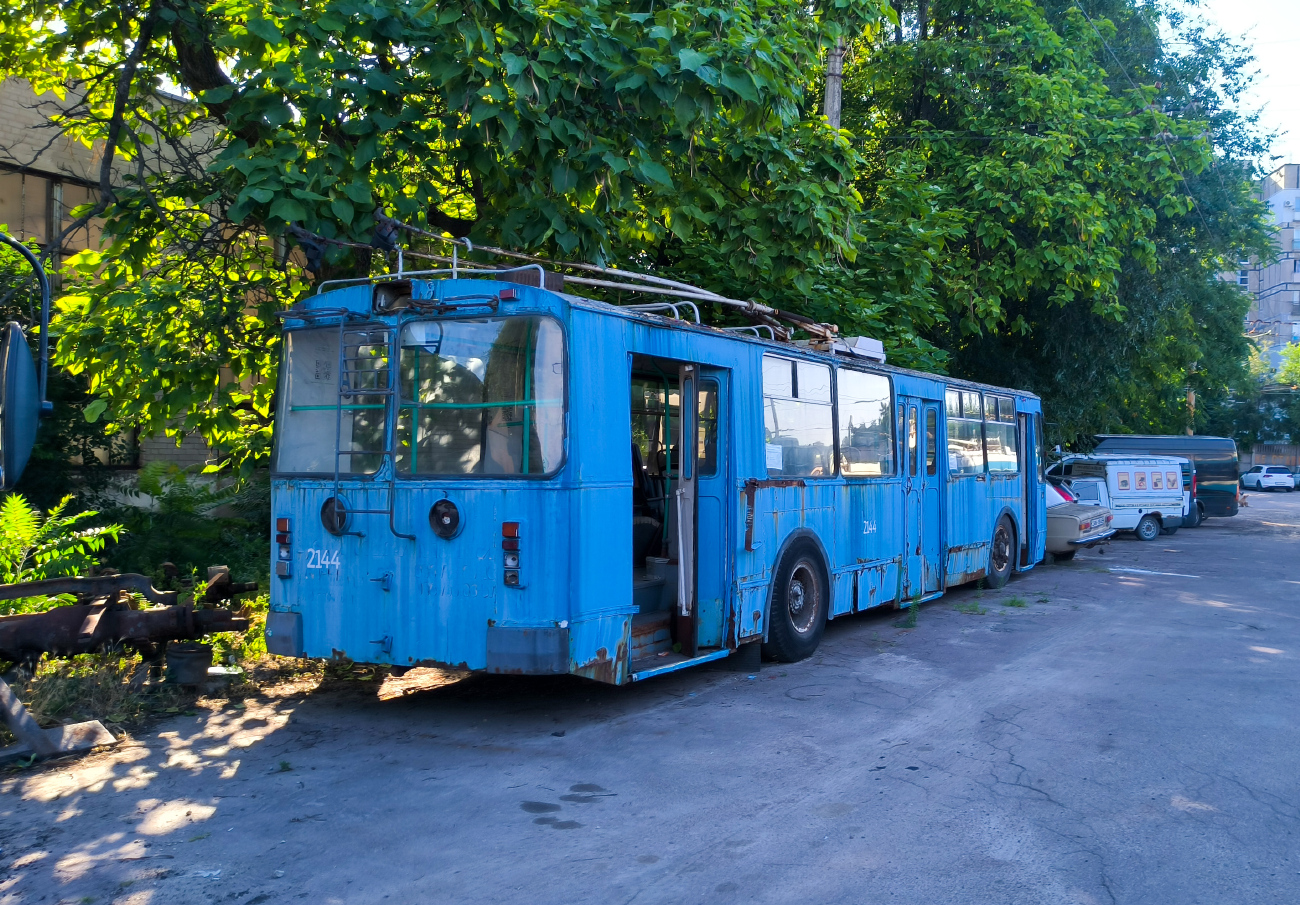 Днепр, ЗиУ-682Г-016 (018) № 2144