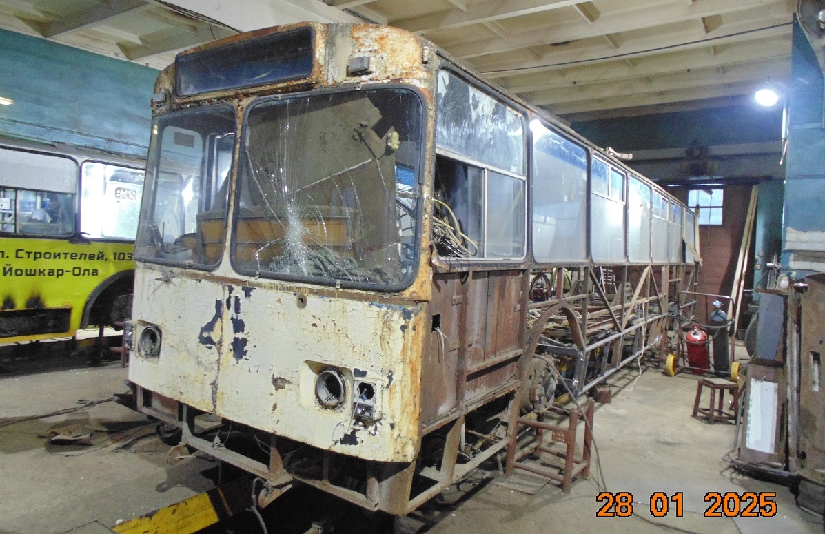 Yoshkar-Ola, ZiU-682V № 210