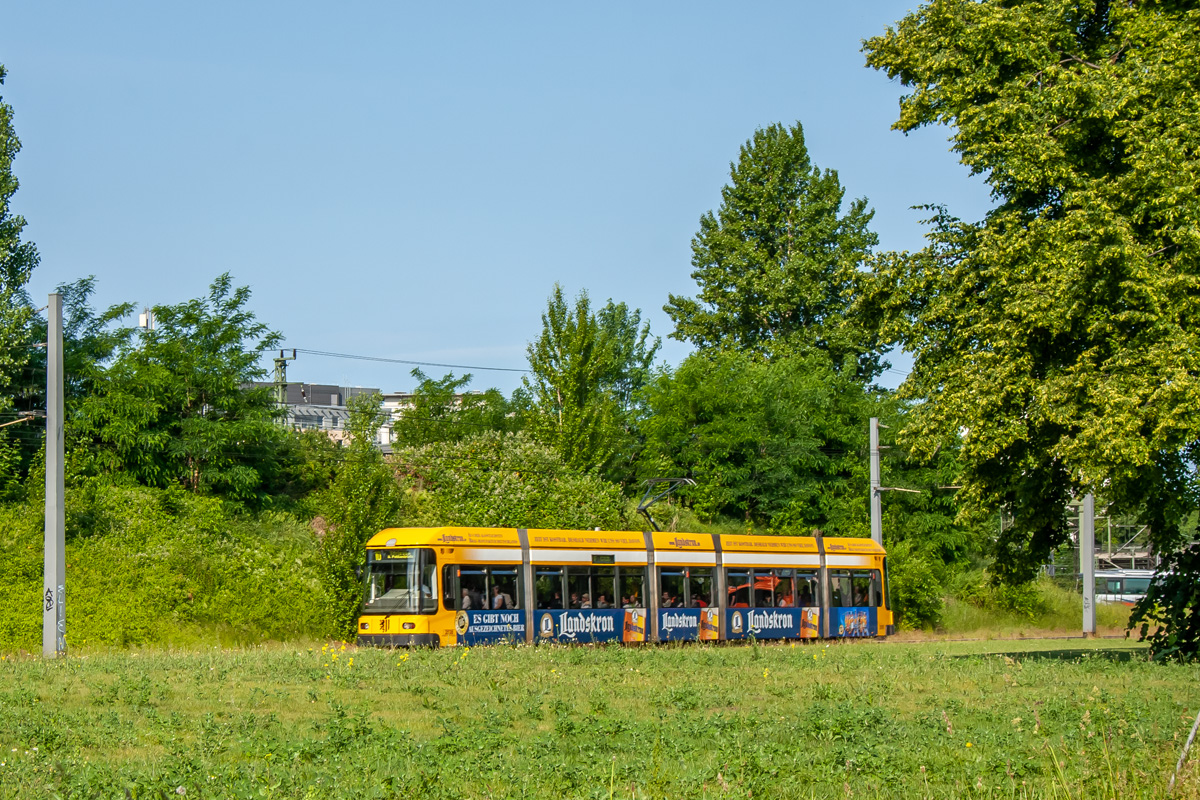 Дрезден, SachsenTram NGT 6 DD № 2536