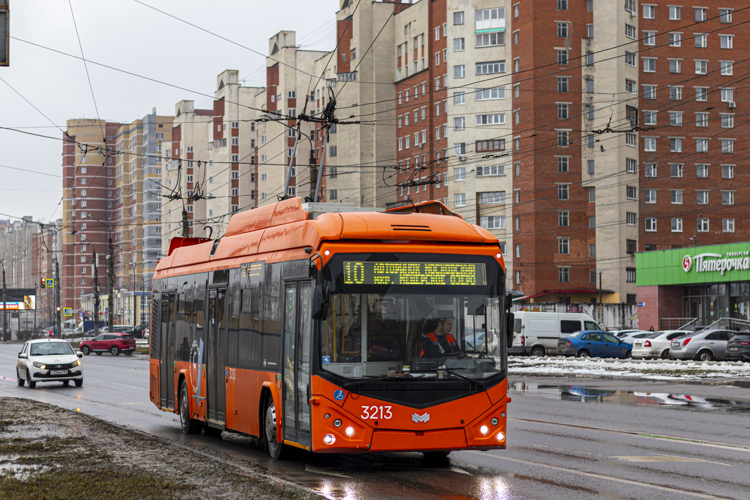 Нижний Новгород, БКМ 32100D № 3213