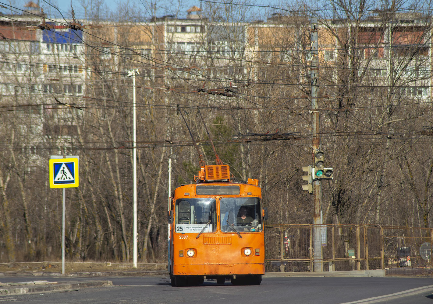 Нижній Новгород, Нижтролл (ЗиУ-682Г) № 2587