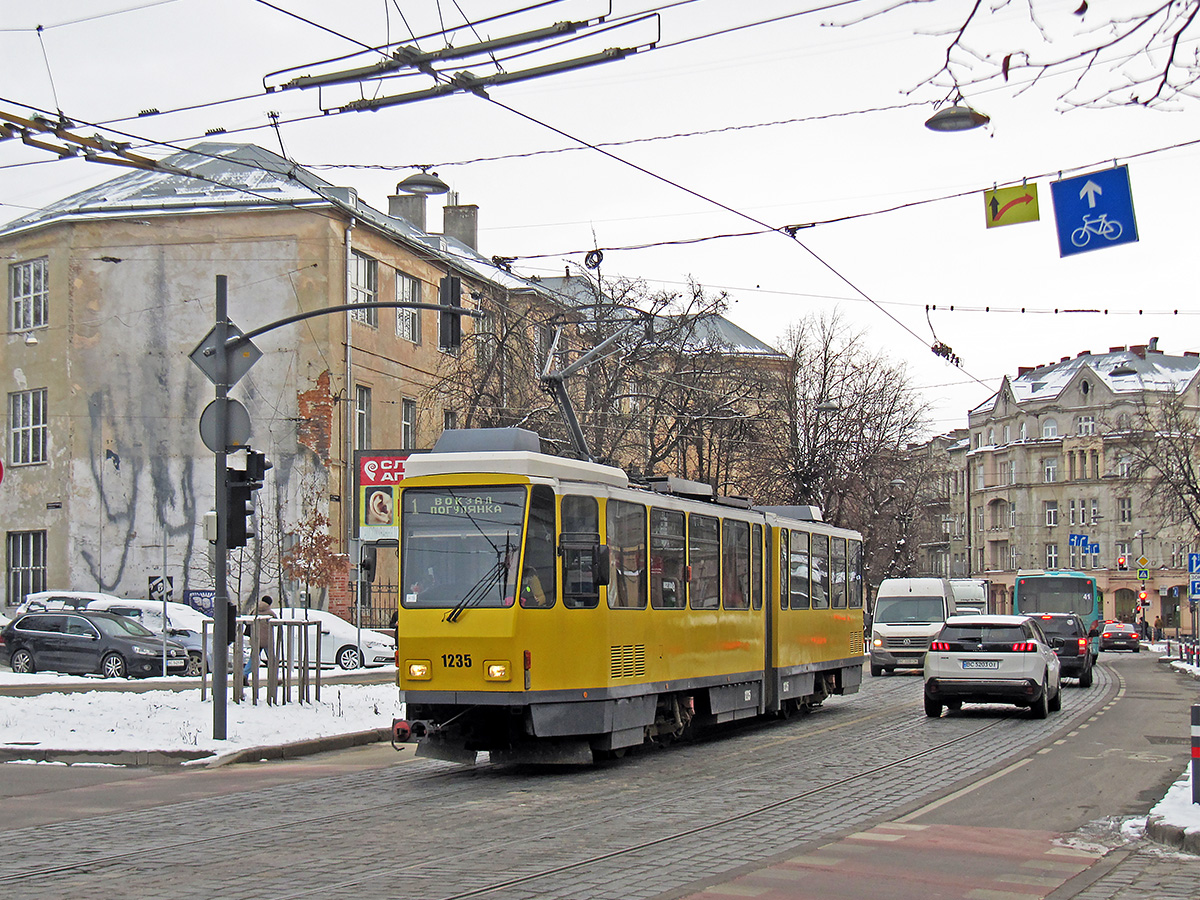 Львов, Tatra KT4DM № 1235