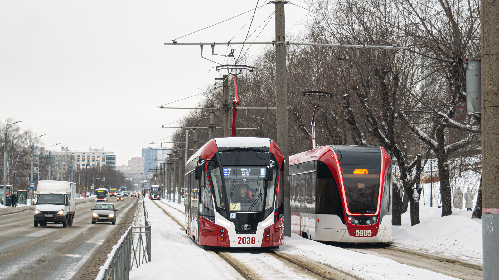 Пермь, 71-911ЕМ «Львёнок» № 2038