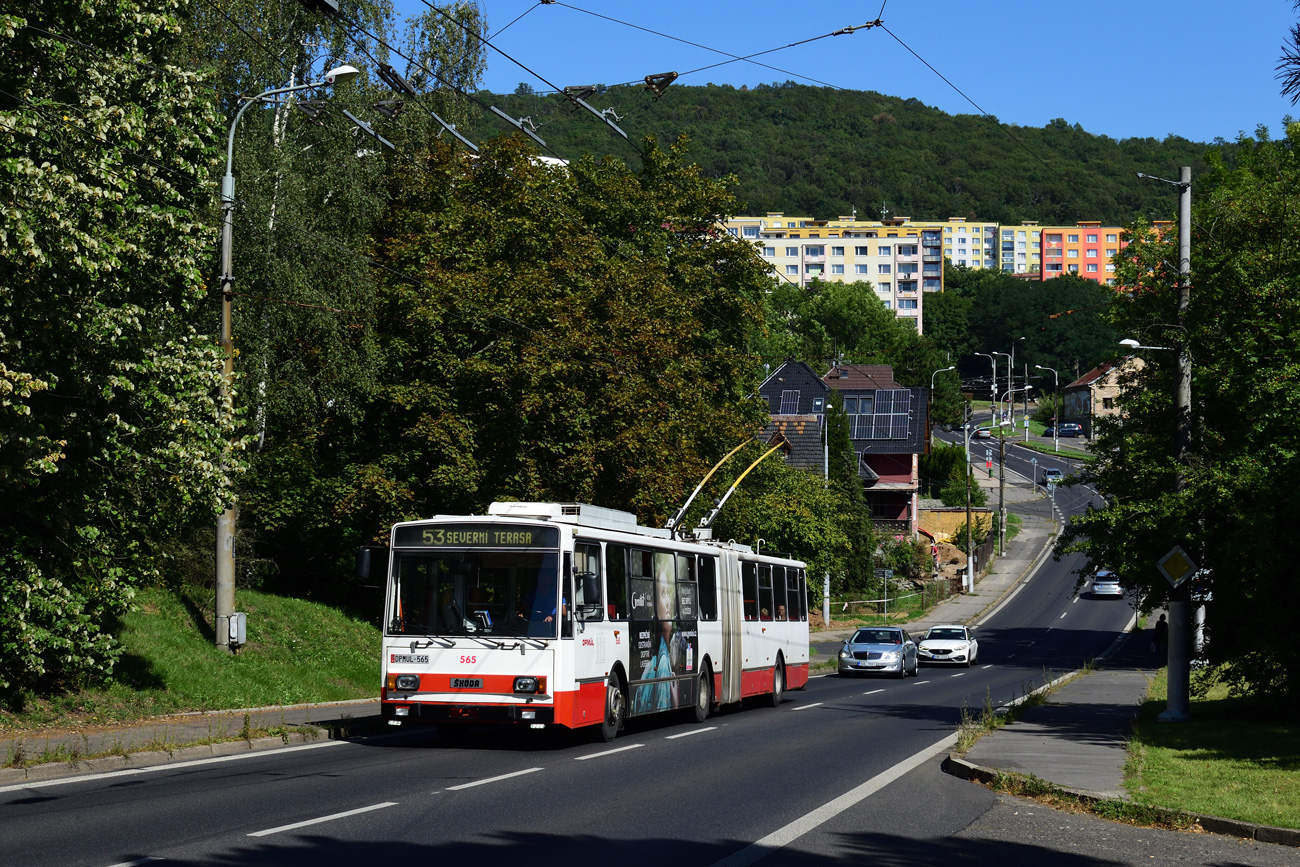 Усти-над-Лабем, Škoda 15Tr13/6M № 565