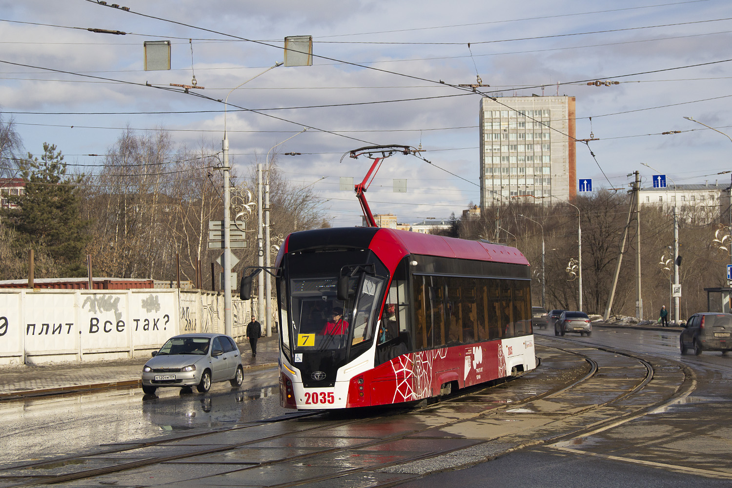 Пермь, 71-911ЕМ «Львёнок» № 2035