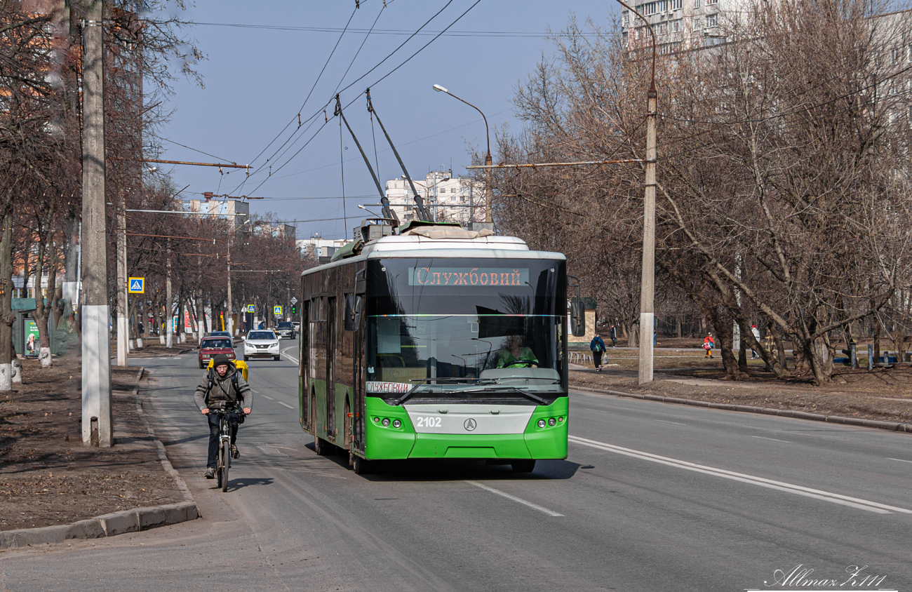 Charkiw, LAZ E183A1 Nr. 2102