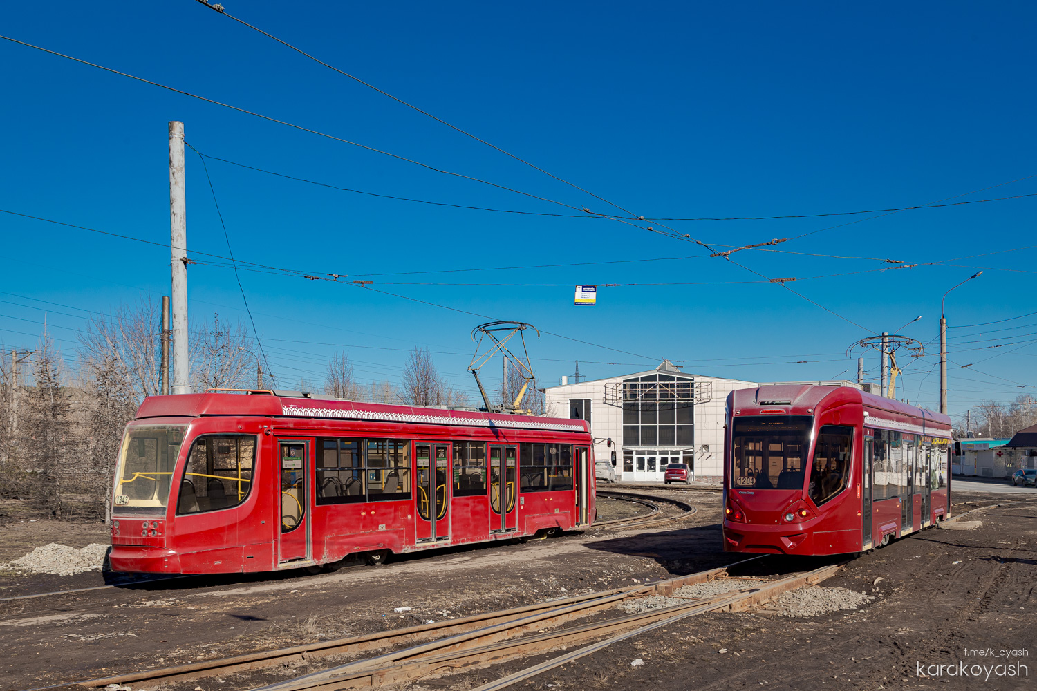 Kazan, 71-623-02.02 Br. 1343; Kazan, 71-911 “City Star” Br. 1204
