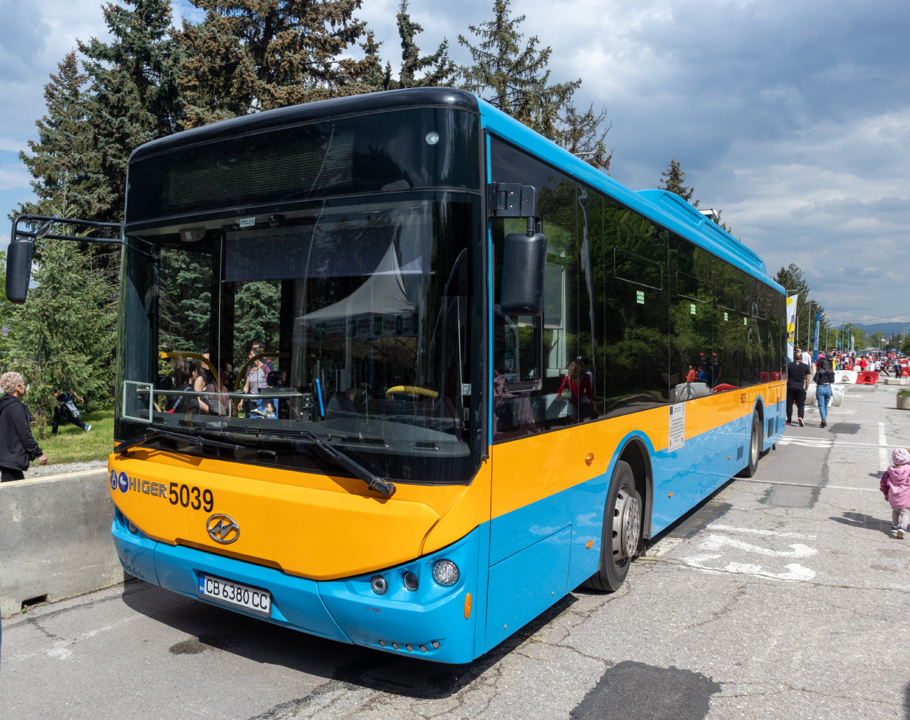 София, Higer KLQ6125GEV3 № 5039; София — «Весенний Витоша Фест» перед «НИМ» — София — 11-14.05.2023 София, Higer KLQ6125GEV3 № 5039; София — «Весенний Витоша Фест» перед «НИМ» — София — 11-14.05.2023