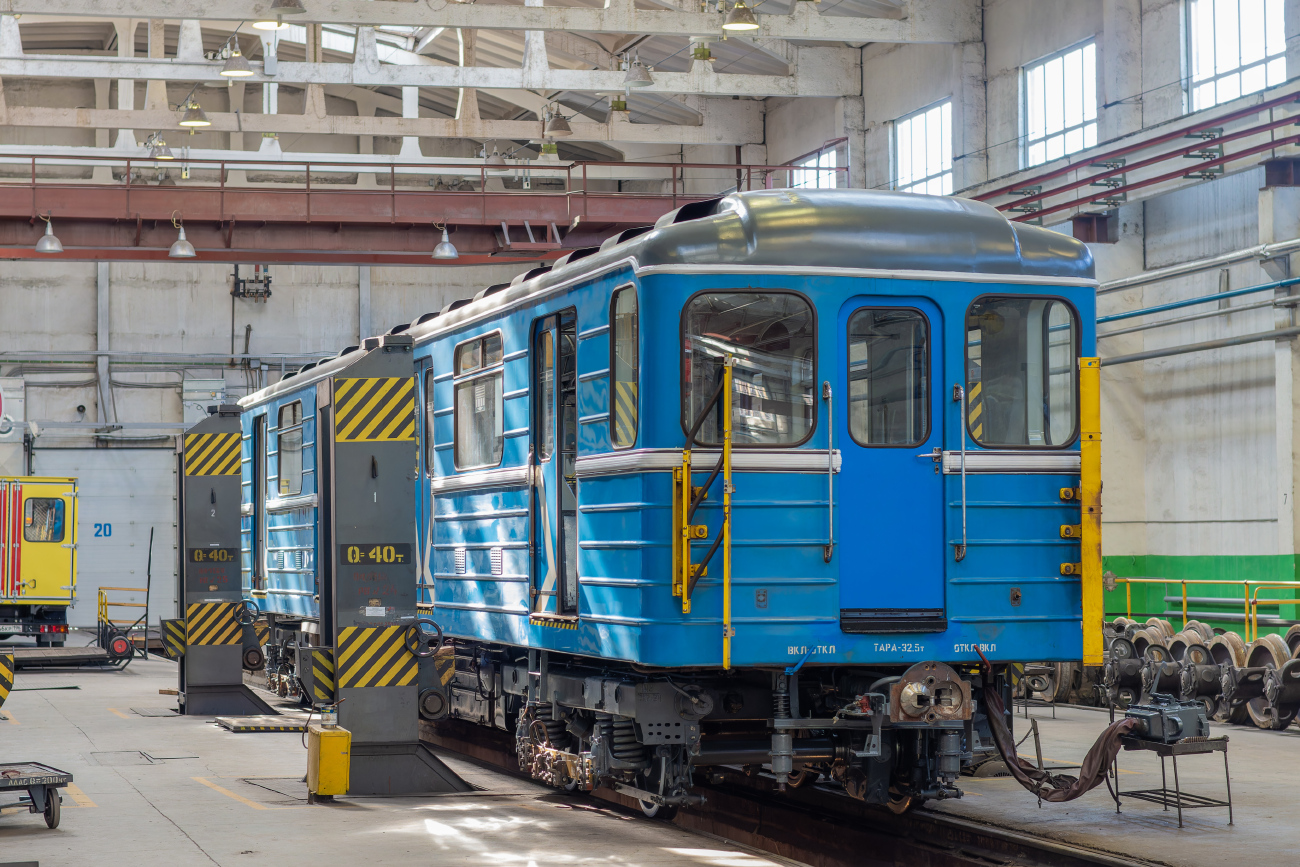 Екатеринбург, 81-714.5 (ЛВЗ/ВМ) № 8263