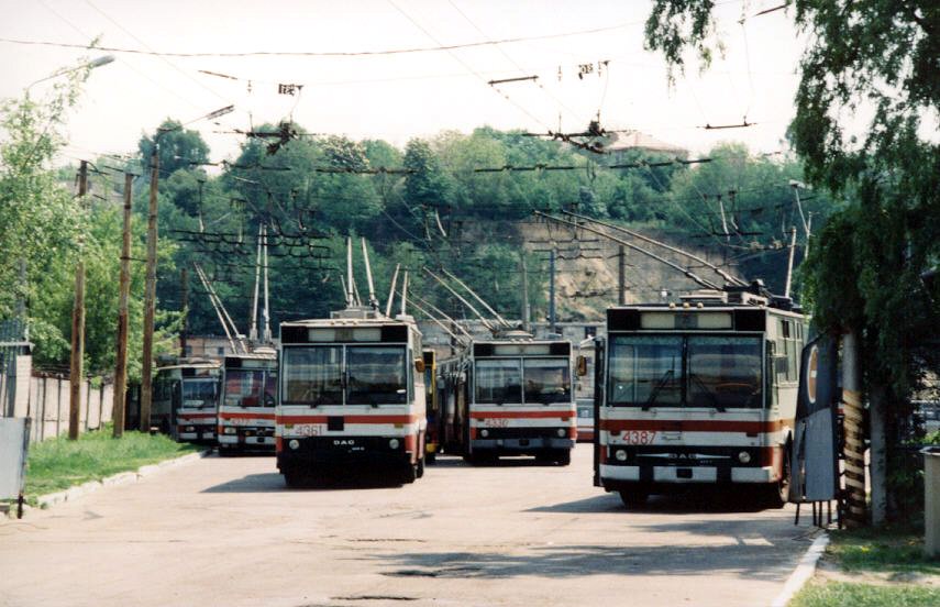Киев, DAC-217E № 4361; Киев, DAC-217E № 4387; Киев — Исторические фотографии; Киев — Троллейбусные депо: Куреневское