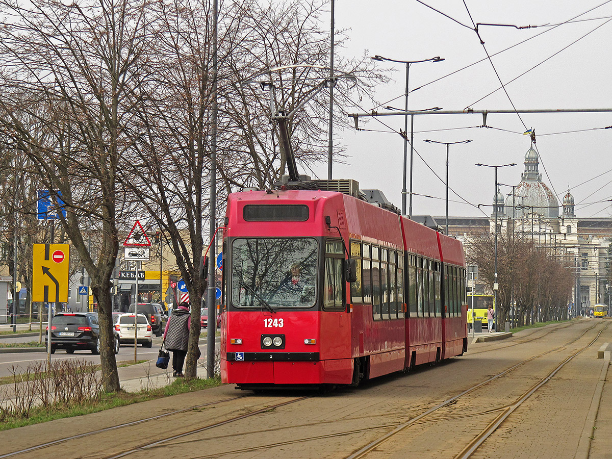 Львов, ACMV/ABB/Duewag Be 4/8 № 1243