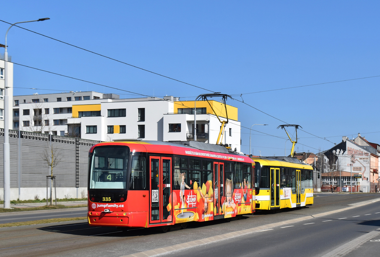 Пльзень, Vario LFR.S № 335 Пльзень, Vario LFR.S № 335