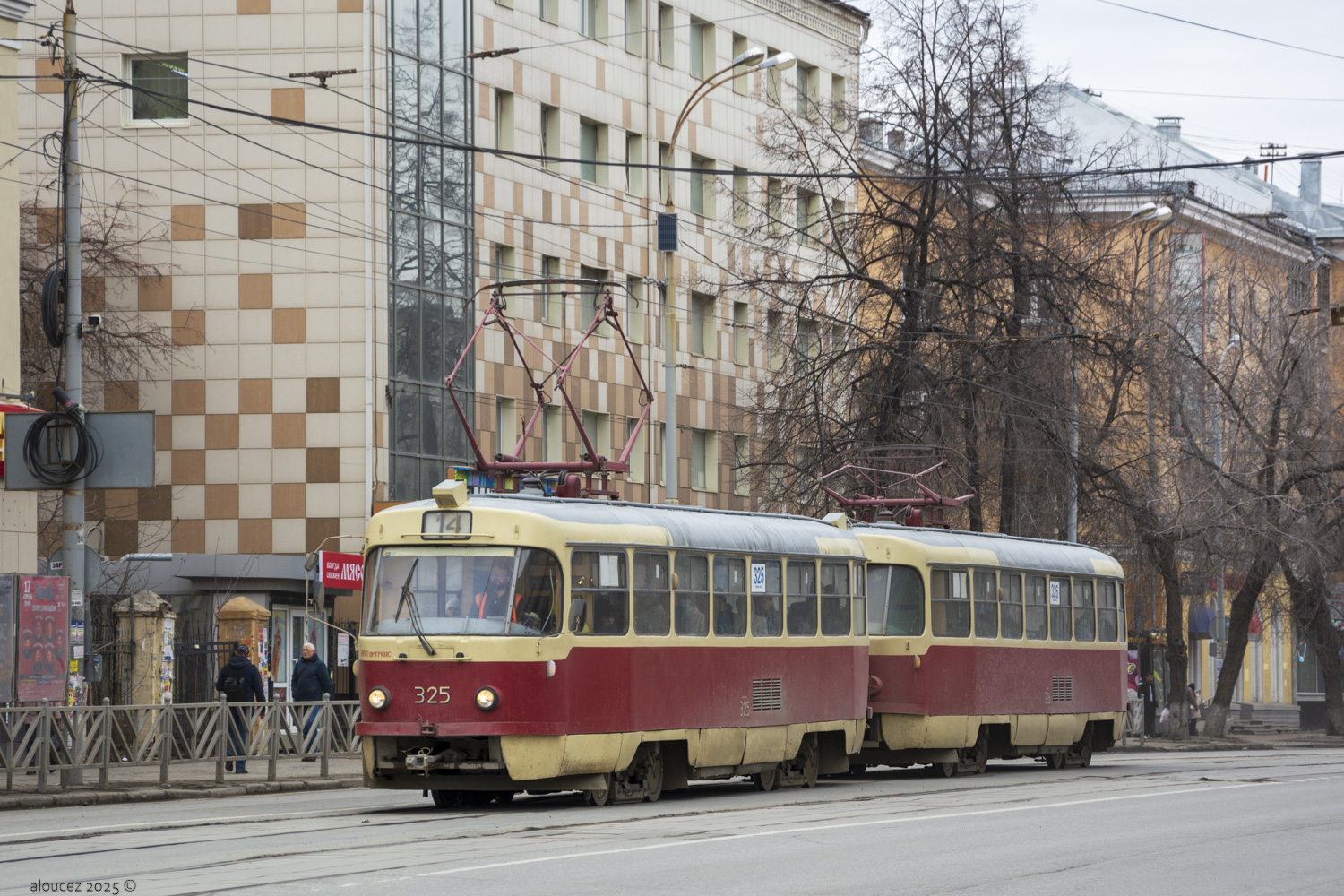 Екатеринбург, Tatra T3SU № 325