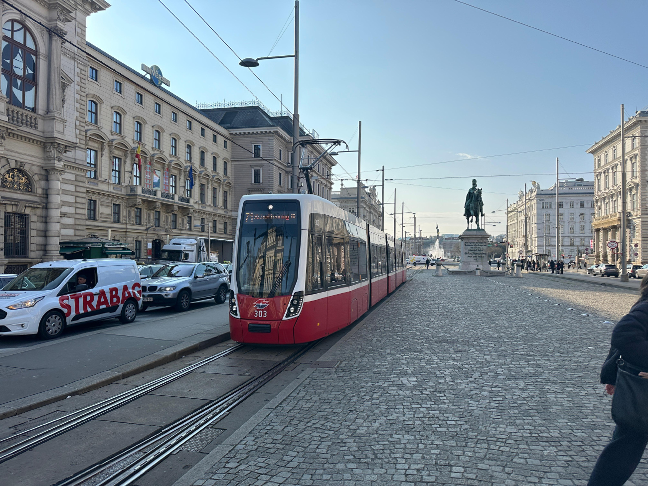 维也纳, Bombardier Flexity Wien (Type D) # 303