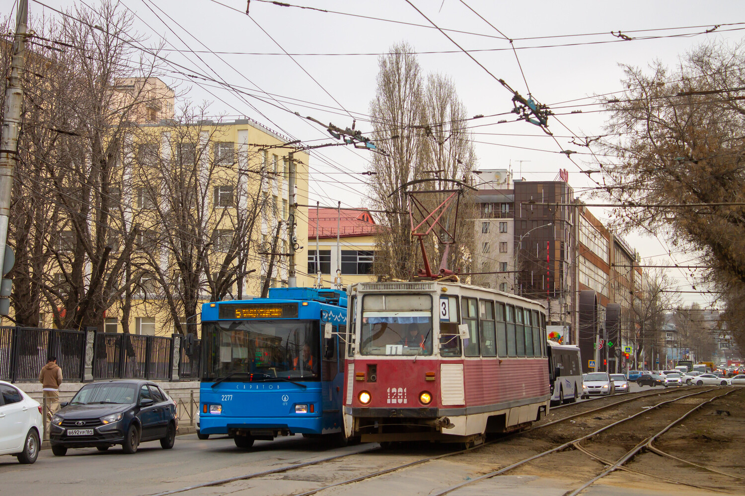 Саратов, 71-605 (КТМ-5М3) № 1281