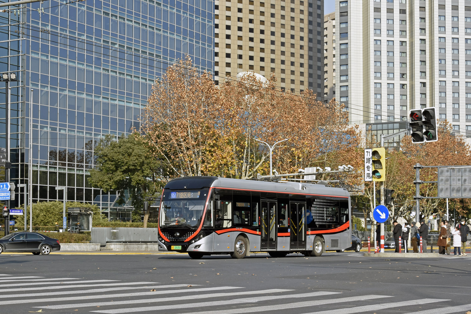 Шанхай, Yutong ZK5125C № Z2F-0103