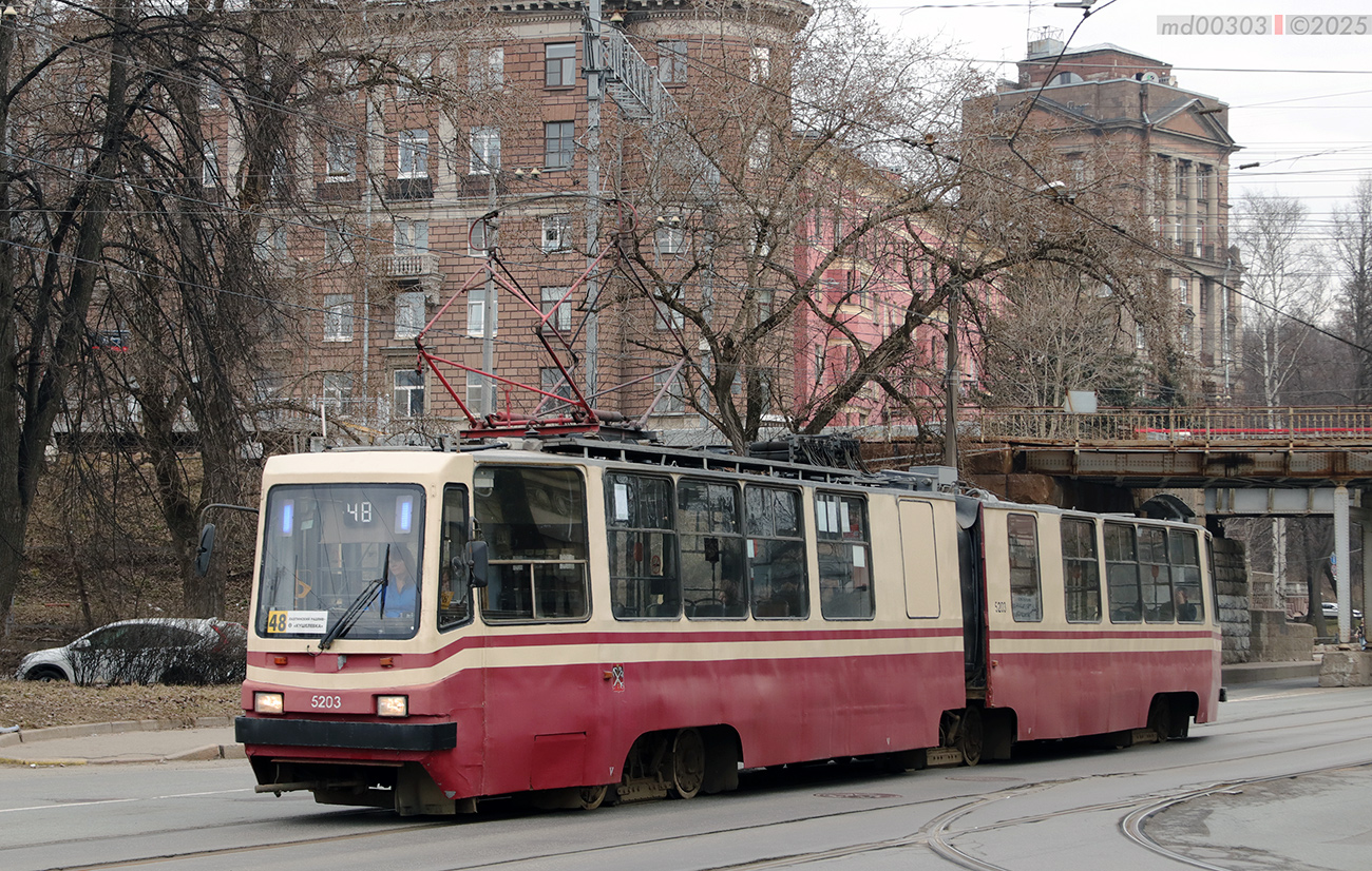 Sankt Petersburg, LVS-86K-M Nr. 5203