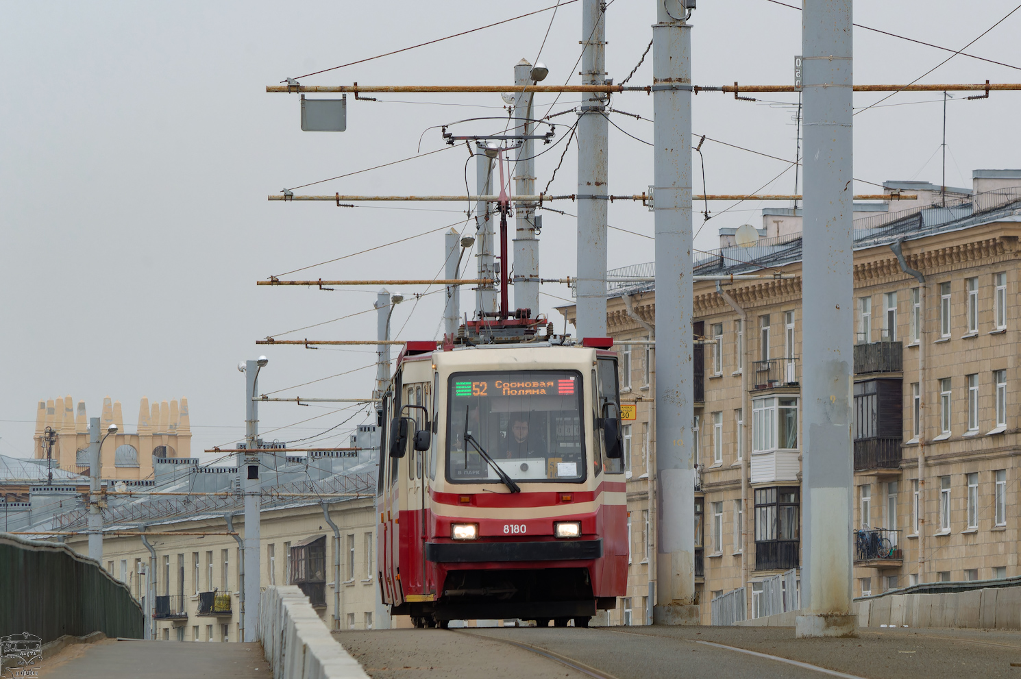 სანქტ-პეტერბურგი, LVS-86K № 8180