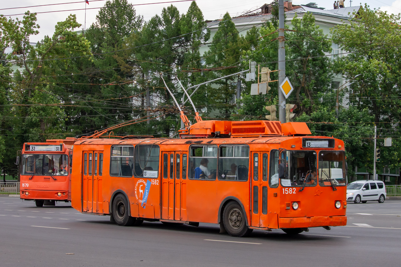 Нижний Новгород, ЗиУ-682В № 1582