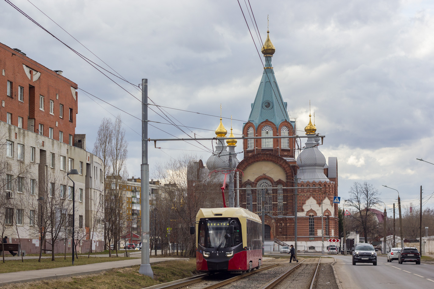 Nyizsnij Novgorod, BKM T811 "MiNiN" — 3826; Nyizsnij Novgorod — Trams without numbers Nyizsnij Novgorod, BKM T811 "MiNiN" — 3826; Nyizsnij Novgorod — Trams without numbers