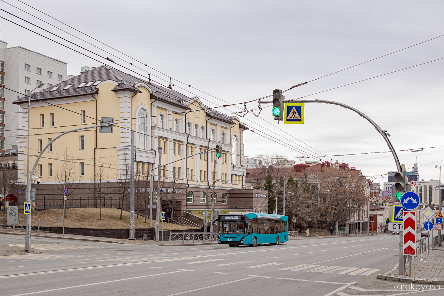 Казань, МАЗ-303Т22 № 2005