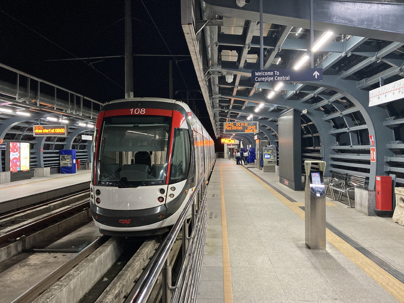 Порт-Луи, CAF Urbos 100 № 108
