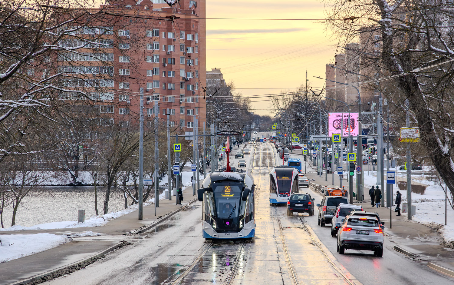 Москва, 71-911ЕМ «Львёнок» № 30617