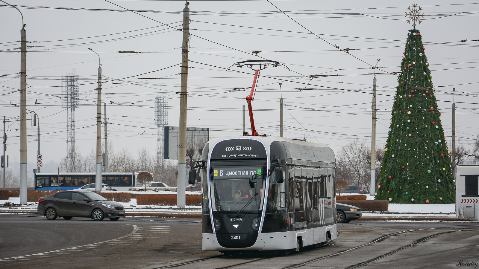 Красноярск, 71-628М-02 № 2401