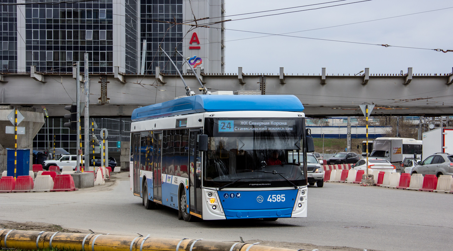 Новосибирск, УТТЗ-6241.01 «Горожанин» № 4585