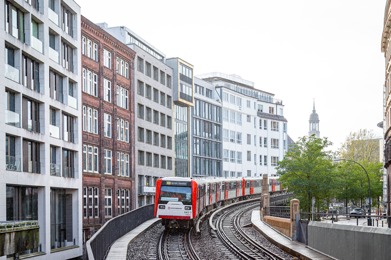 Hamburg, HHA DT3N Nr 842; Hamburg — U-Bahn — Linie U3