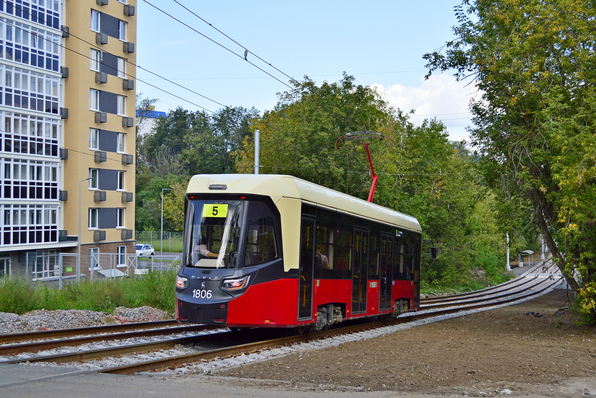 Nizhny Novgorod, BKM T811 "MiNiN" Br. 1806