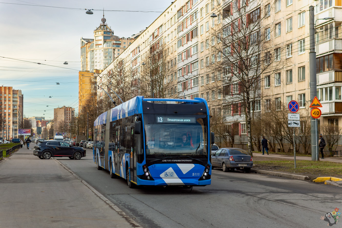 Санкт-Петербург, ВМЗ-6215.01 «Премьер» № 5111