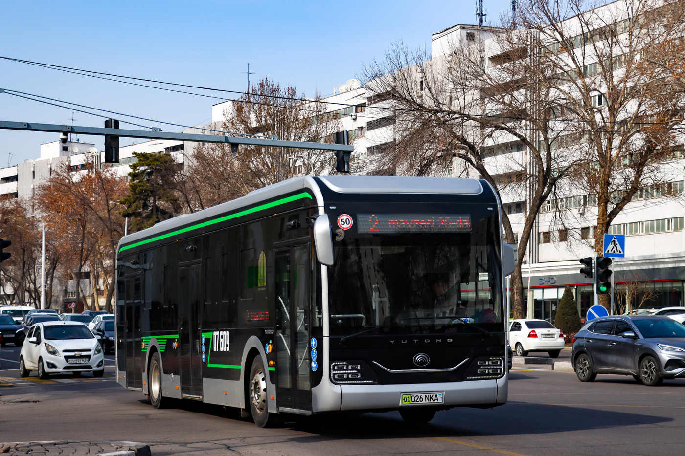 Taskent, Yutong ZK6126BEVG — 07609