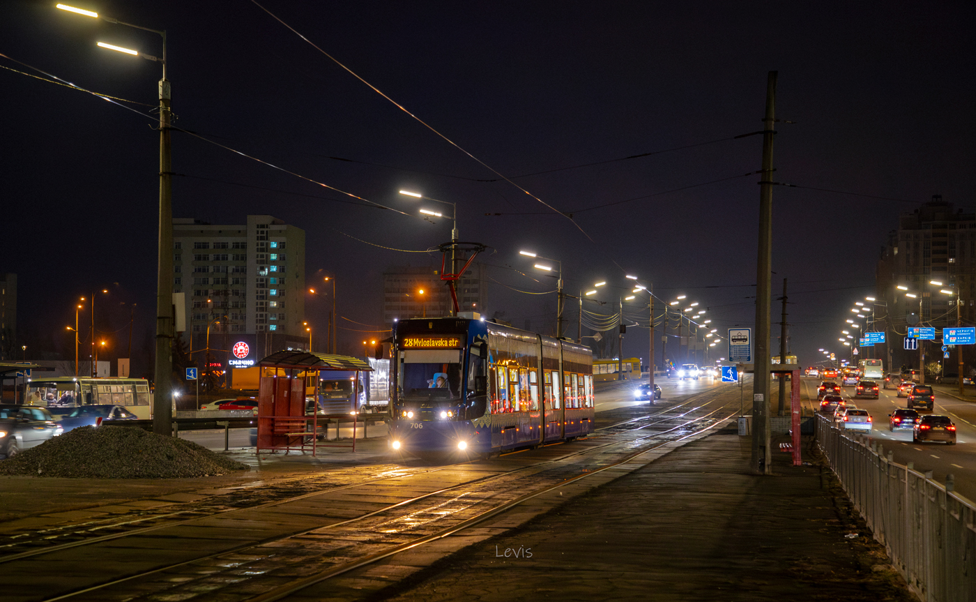 Киев, PESA 71-414К-2 (Fokstrot) № 706