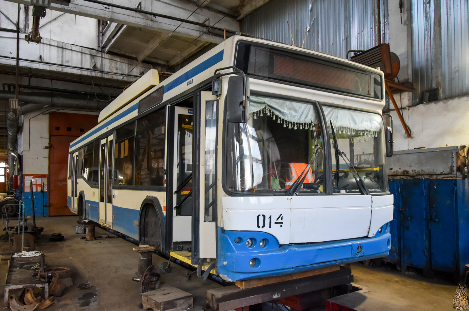 Дзержинск, СВАРЗ-МАЗ-6235.00 № 014