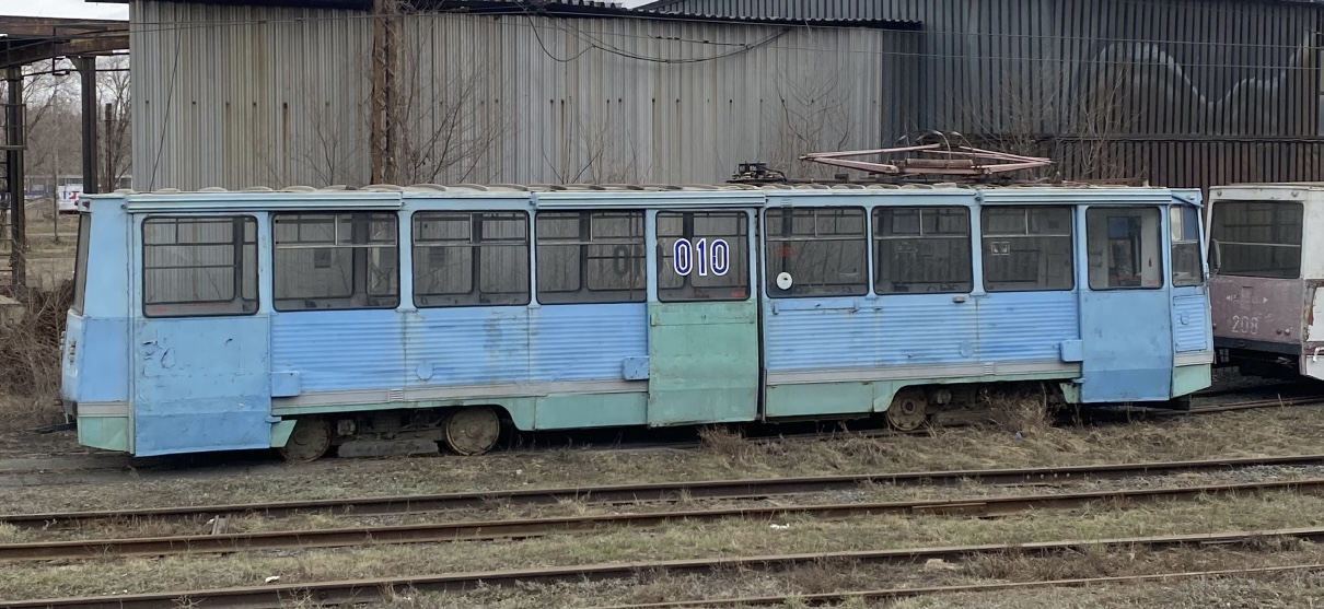 Орск, 71-605 (КТМ-5М3) № 010