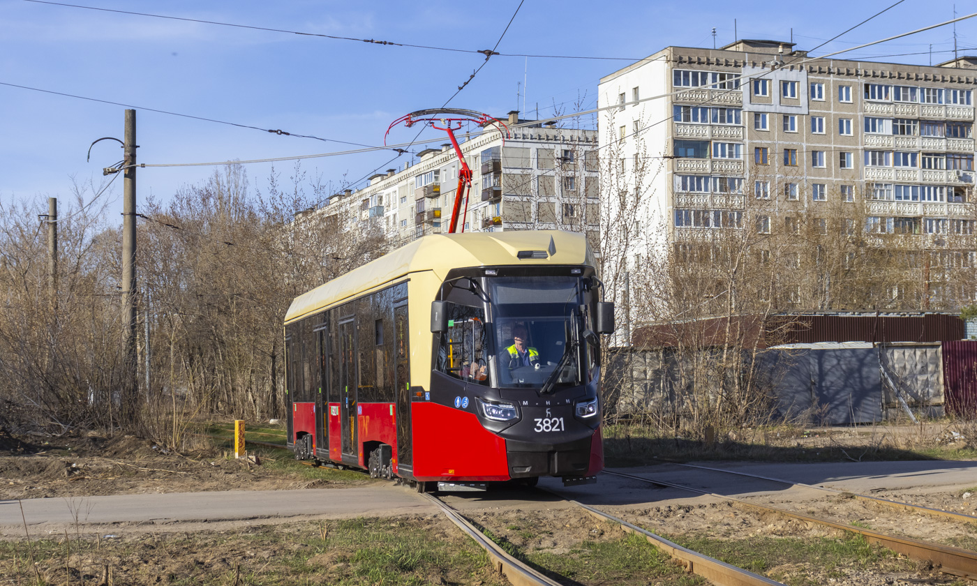 Nyizsnij Novgorod, BKM T811 "MiNiN" — 3821