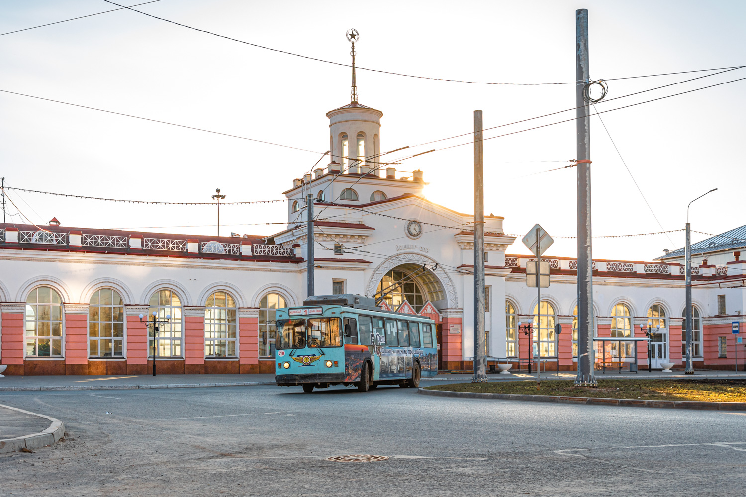 Йошкар-Ола, ЗиУ-682ГМ1 (с широкой передней дверью) № 318