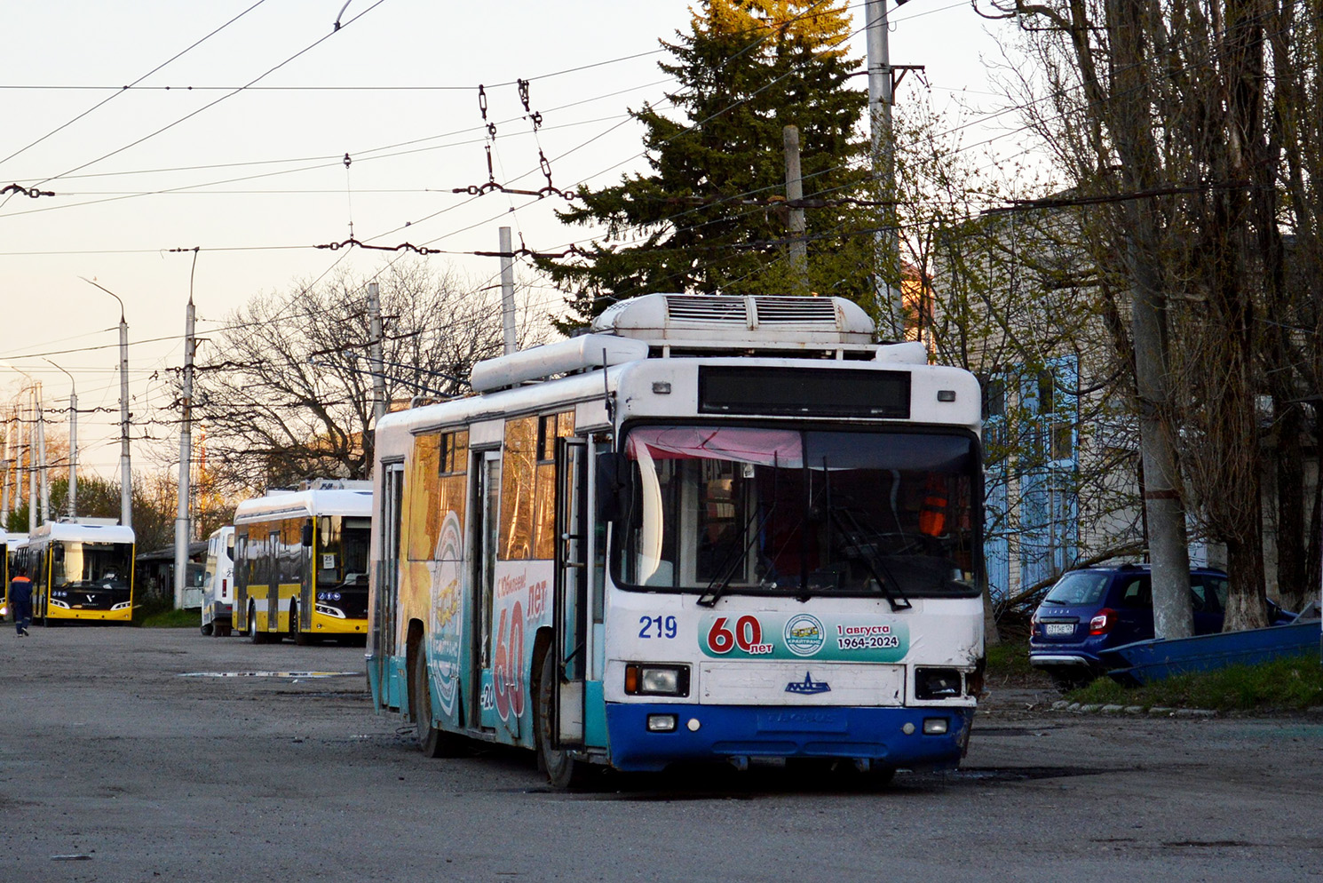 Ставрополь, БТЗ-52764Р № 219