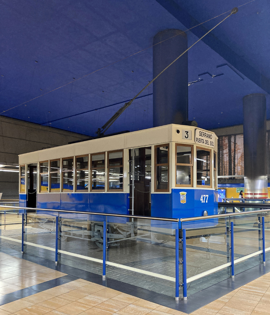 Мадрид, Двухосный моторный La Croyère № 477