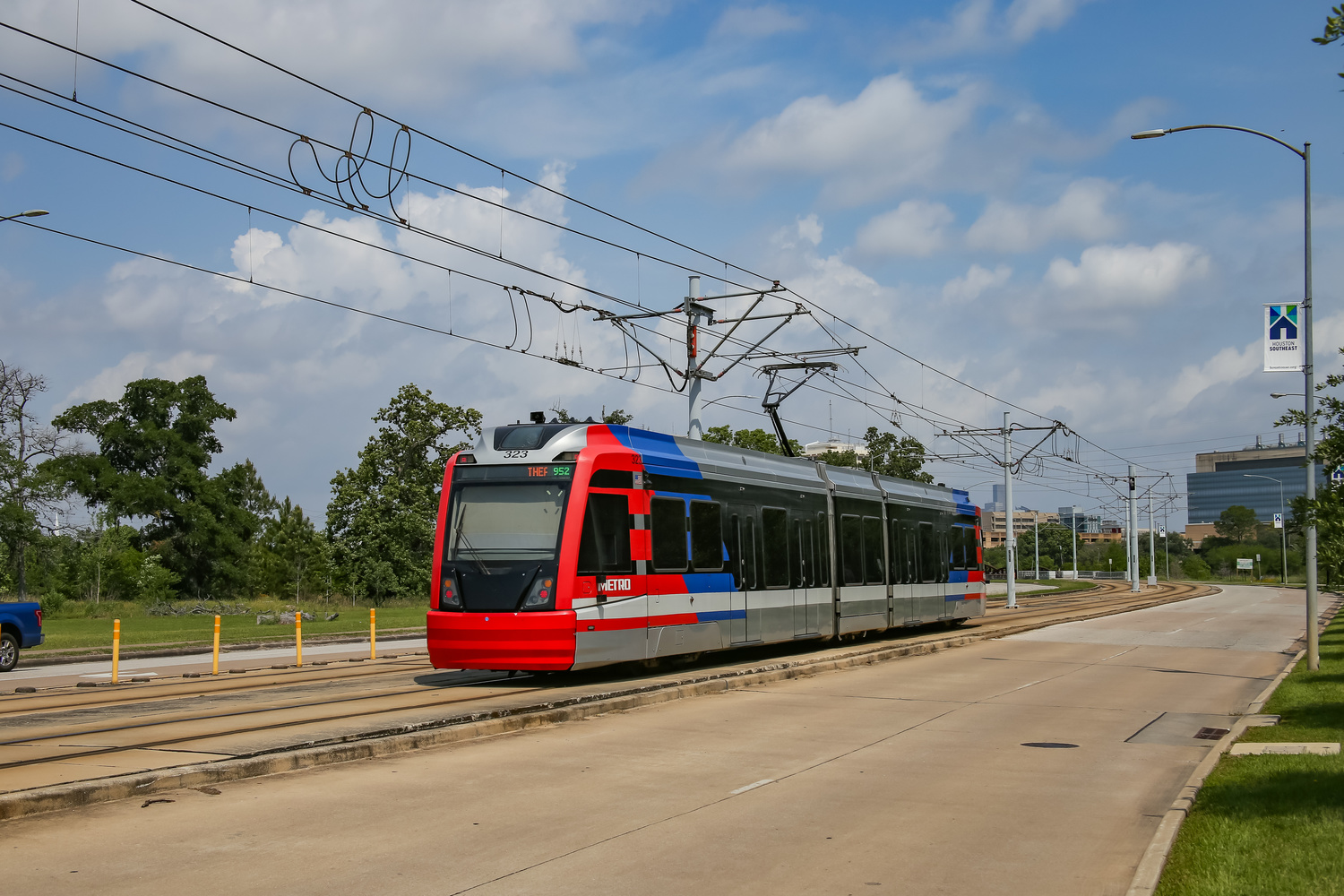 Хьюстон, CAF Urbos 70 № 323